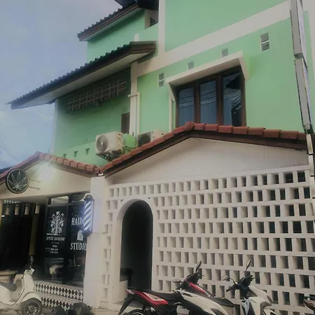 Bluegelatohousekohtao Hotel